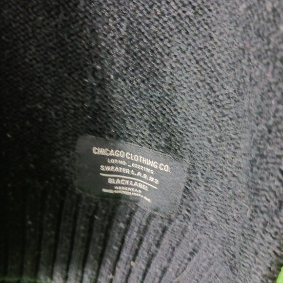 chicago wool sweater stripe 2 colors with front zip - Picture 4 of 4